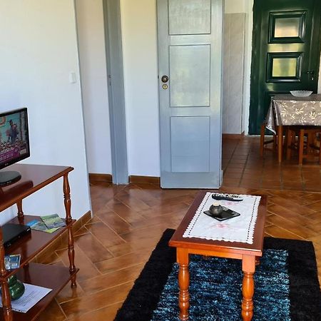 Moradias Estacao Radio Naval , Moradia Vila Do Porto Lajes das Flores 외부 사진