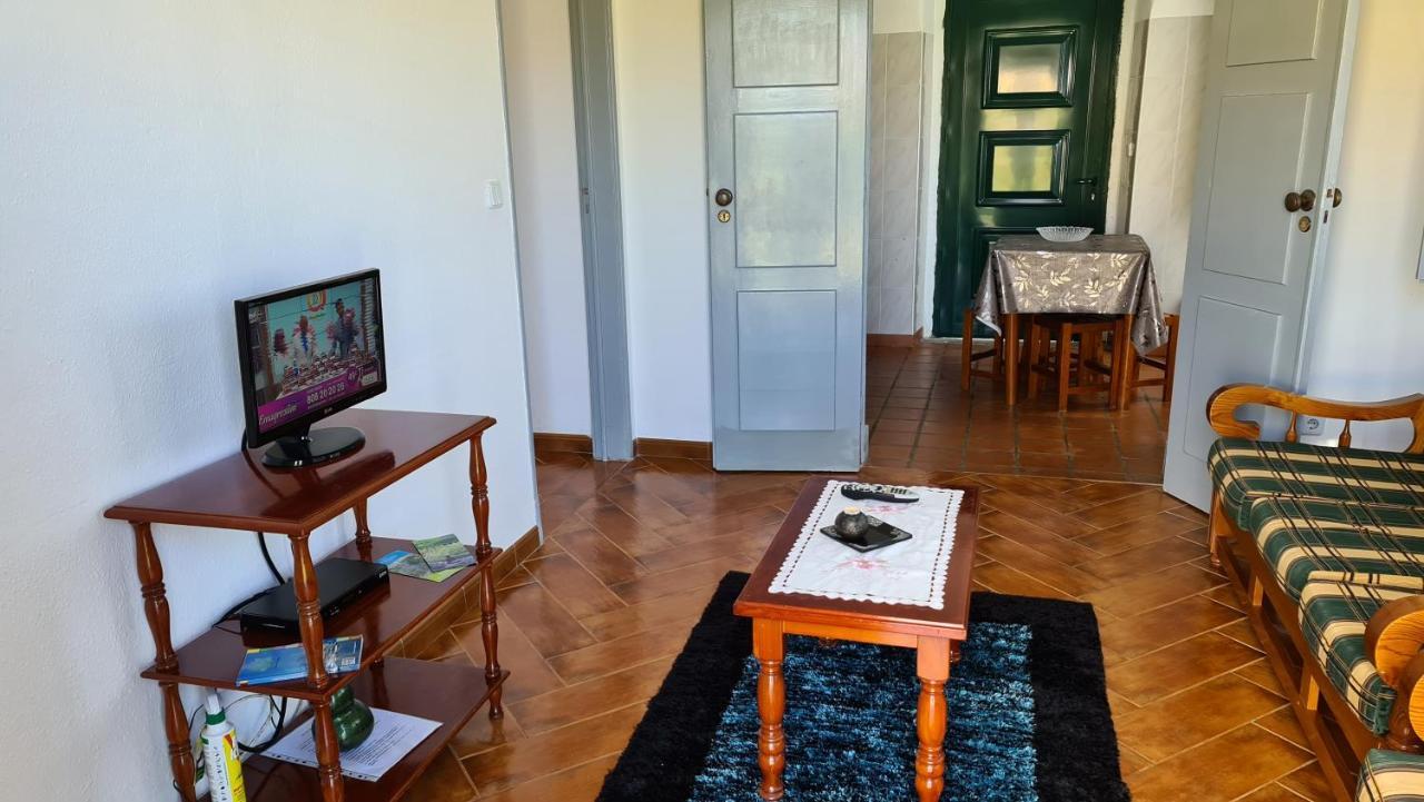 Moradias Estacao Radio Naval , Moradia Vila Do Porto Lajes das Flores 외부 사진
